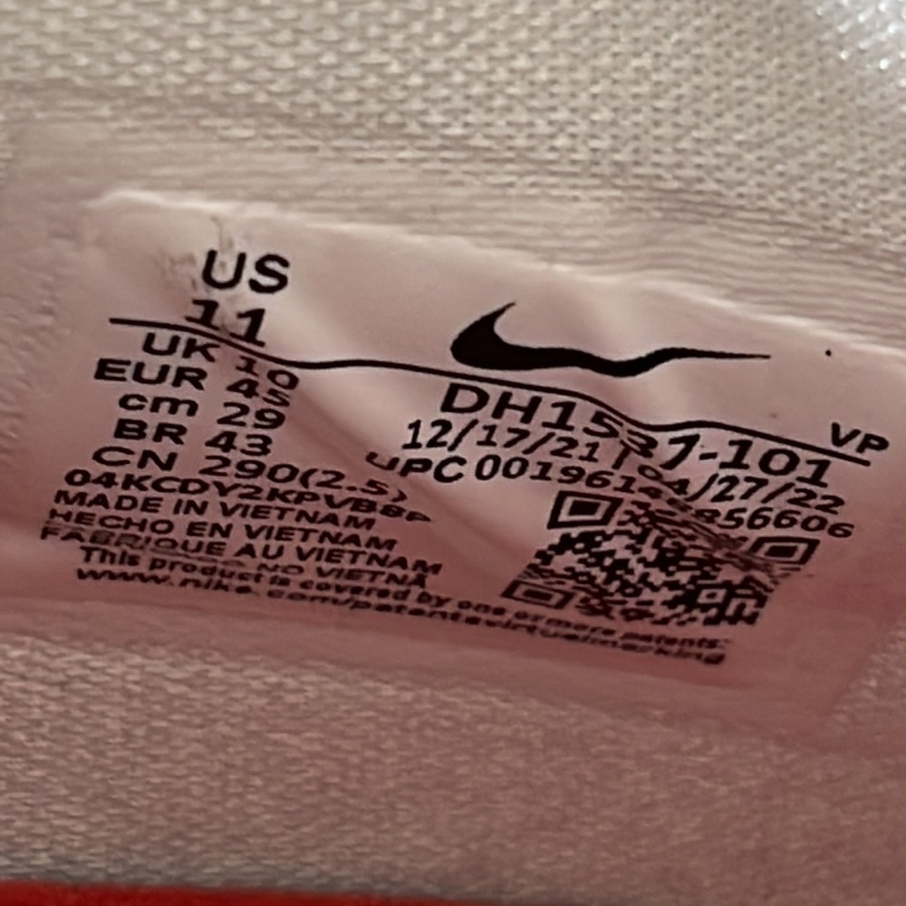 NIKE COSMIC UNITY 2 'BETTER US - OFF WHITE' SIZE 11 NEW - Picture 10 of 11